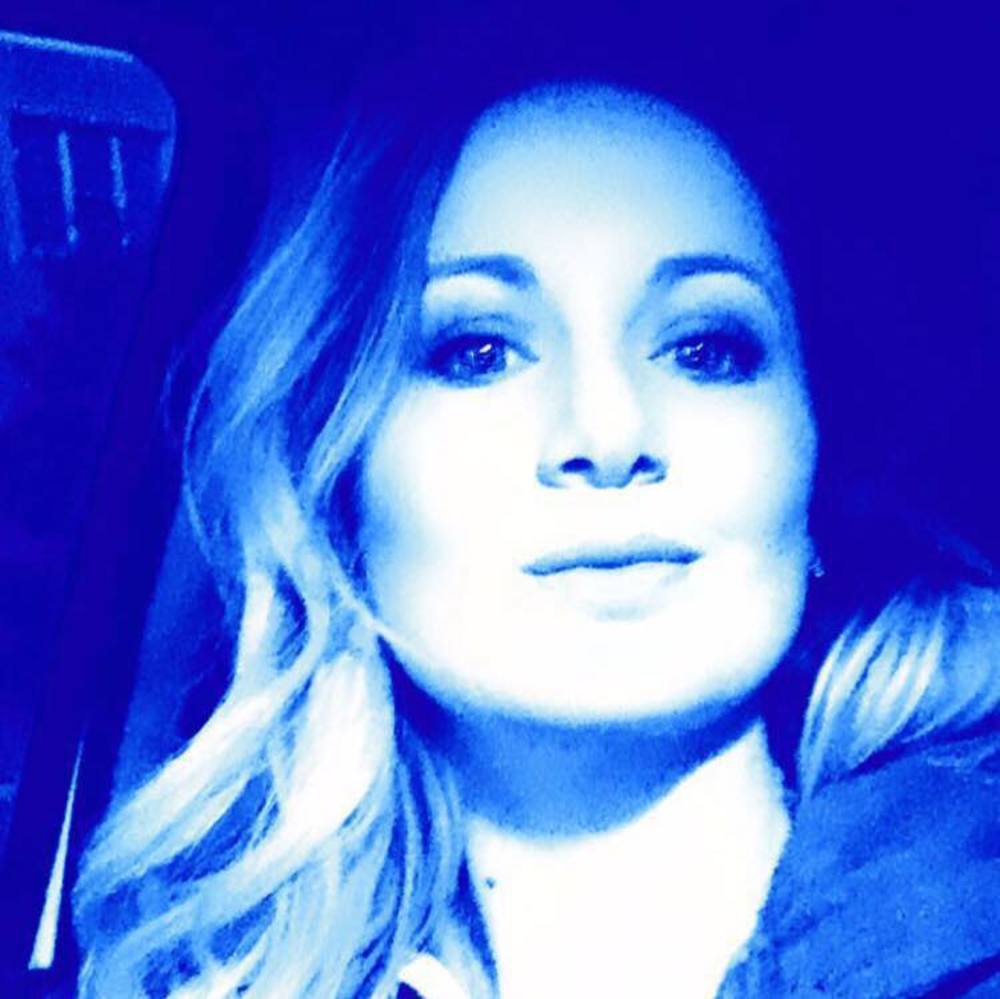 Meet your Posher, Myndee